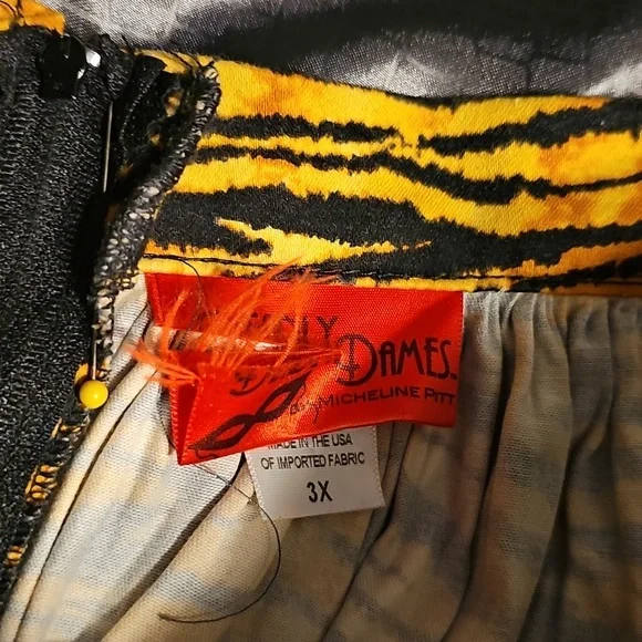 Deadly Dames Tiger Skirt, XL - Picture 2 of 2